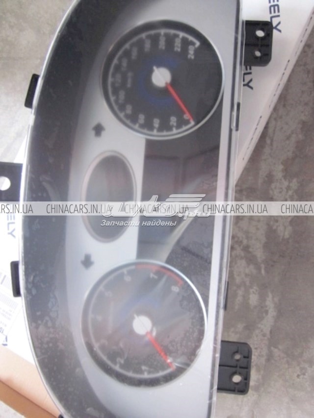 Приладова дошка-щиток приладів 1067001101 Geely