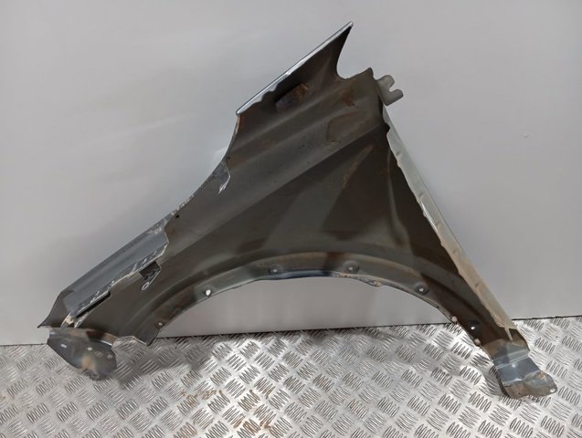 F31006UAMA Nissan/Infiniti Крило переднє праве