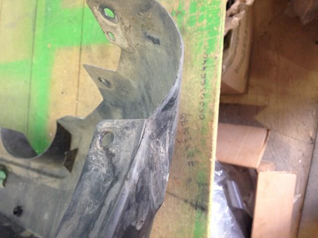 Купити DK8A50221 Mazda Задній бампер
