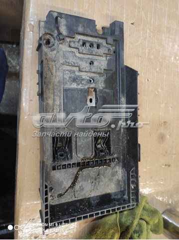  Ford DG9310723A