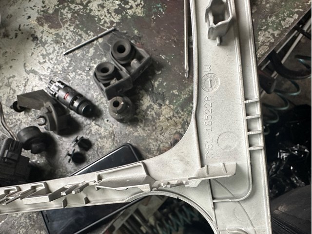  Ford 7M5118522 ціна, від 13.81 USD