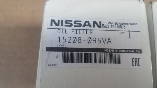 15208095VA Nissan/Infiniti Фільтр масла