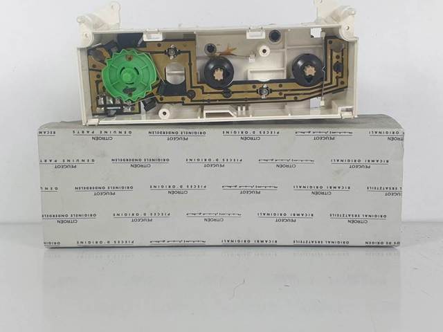 Купити 654984A Peugeot/Citroen 