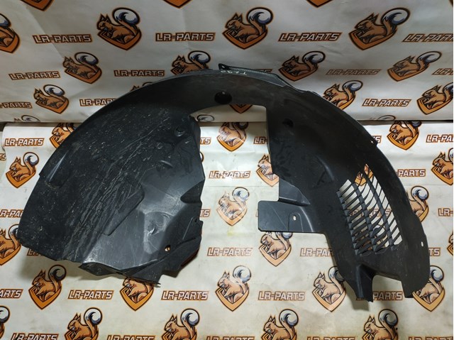 Підкрилки передні праві Land Rover LR138389