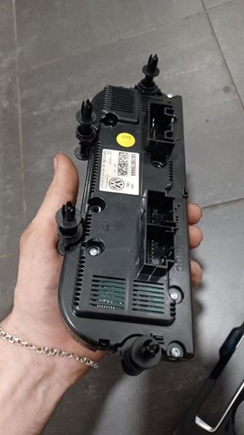 Регулятор вентилятора обігрівача VAG 5G1907044A ціна, від 65.00 USD