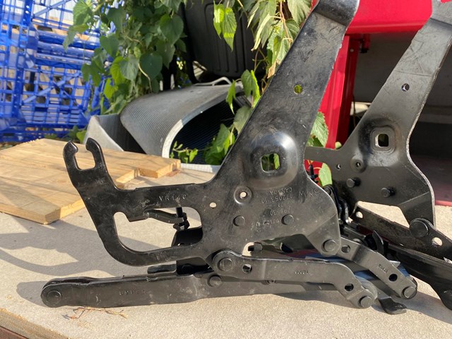 7294529 BMW 