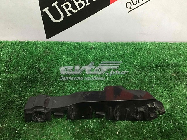 Кріплення бампера Land Rover LR045213 ціна, від 17.33 USD