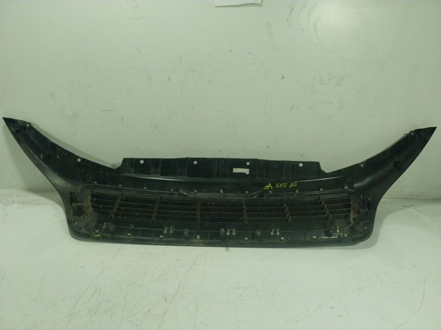 Решітка радіатора 1612243280 Peugeot/Citroen