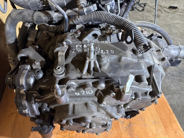  Mitsubishi 2500A677