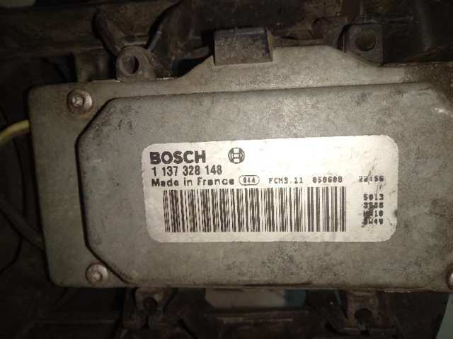 0130303930 Ford 