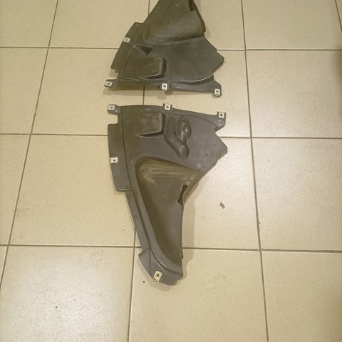 Купити 7260739 BMW Щиток брудозахисний передньої арки крила