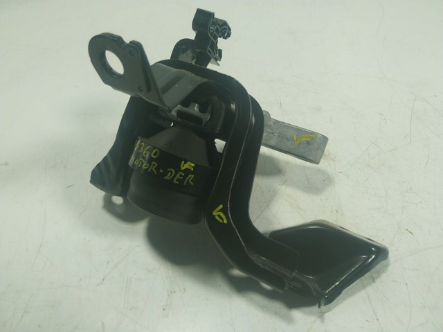Подушка (опора) двигуна, права 12305K0050 Toyota