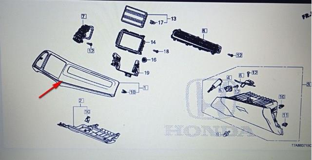 Молдинг (накладка) панелі приладів "торпедо", правий Honda 77225T7WA01ZC ціна, від 88.88 USD
