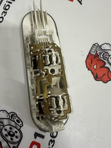  Плафон освітлення кабіни Renault Trafic 2