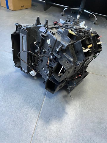 Купити 8T1820005 VAG 