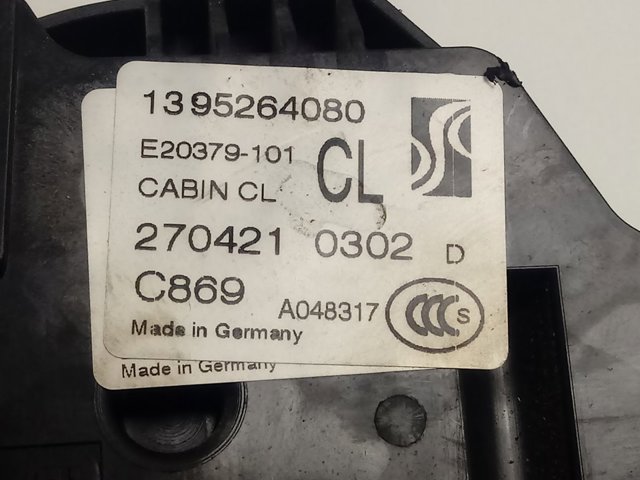 Замок дверки правої передньої 1395264080 Peugeot/Citroen