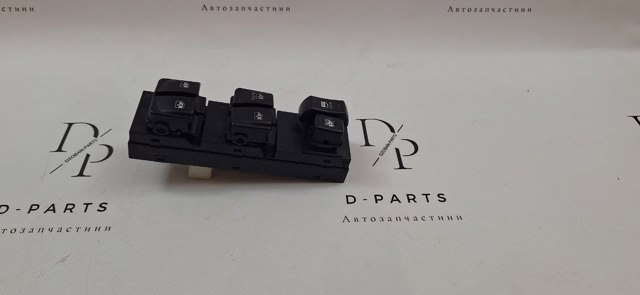 Купити 935752H0009P Hyundai/Kia Кнопковий блок керування склопідіймачами передній правий