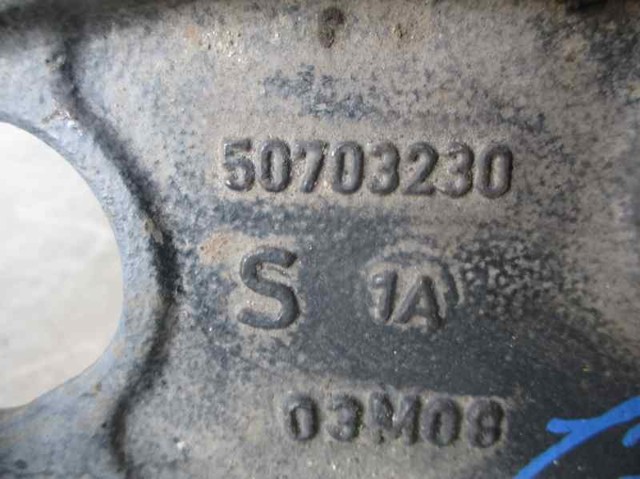 Важіль передній лівий Fiat/Alfa/Lancia 50703230 ціна, від 38.35 USD
