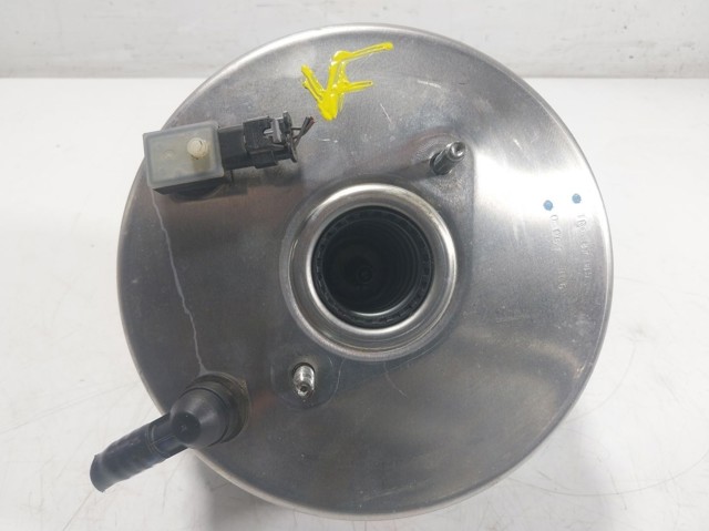 Вакуумника Mercedes A1674300900 ціна, від 190.46 USD