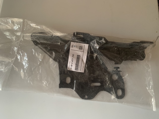  7418201 BMW