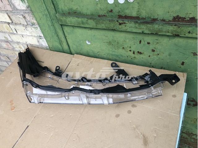 Фара ліва 8115002L70 Toyota