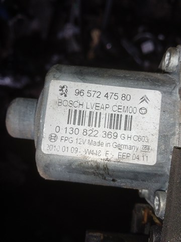 Двигун склопідіймача двері передньої, лівої 9657247580 Peugeot/Citroen