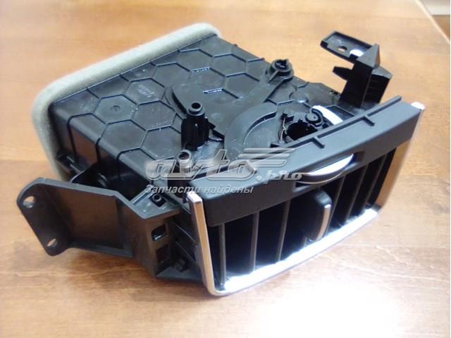 Решітка повітроводу права Land Rover LR084735 ціна, від 21.61 USD