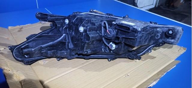 Фара права 8111033G00 Toyota