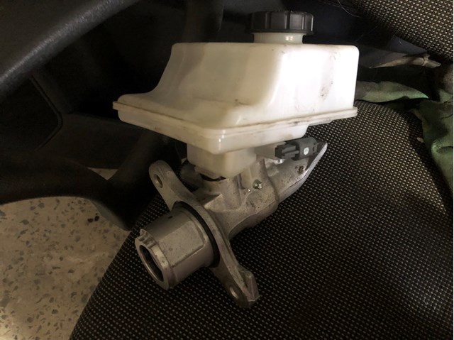 Купити A1664301230 Mercedes 