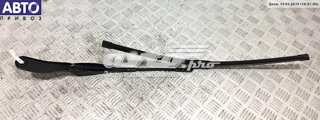 Поводок двірника Volvo V50 