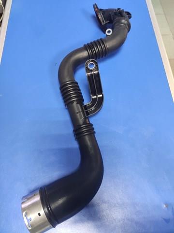 144608470R Renault (RVI) Скоба патрубка интеркуллера