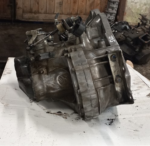 КПП в зборі Suzuki 79J2