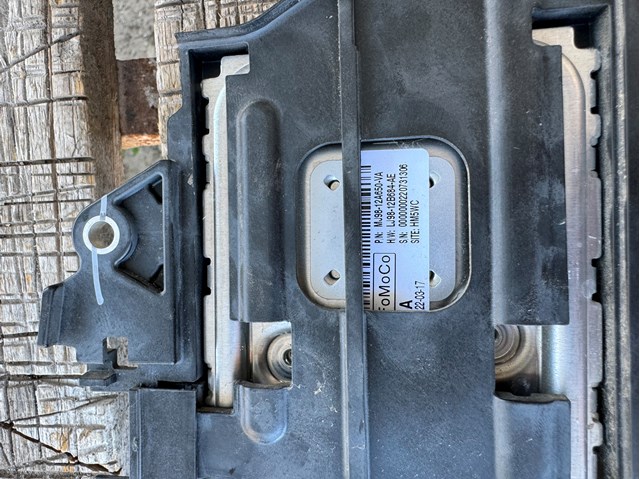  Ford MJ9812A650VA ціна, від 120.36 USD
