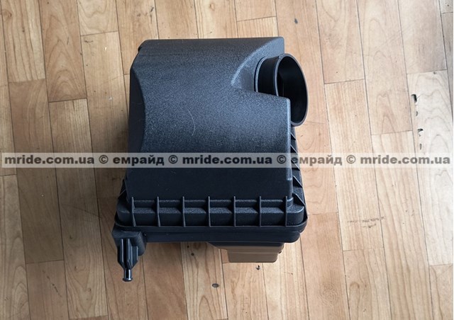 Корпус повітряного фільтра Hyundai/Kia 28110C6400 ціна, від 76.00 USD