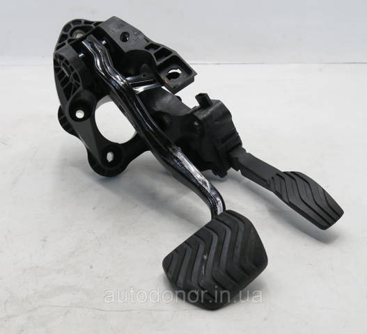 465015MP0A Nissan/Infiniti Педаль гальма