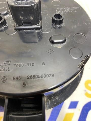 266056092R Renault (RVI) Фара денного світла, ліва
