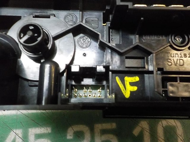 6V0820045C9B9 VAG Механізм управління кондиціонером