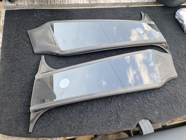 Обшивка стійки кузова внутрішня, середня права 151625800E Tesla