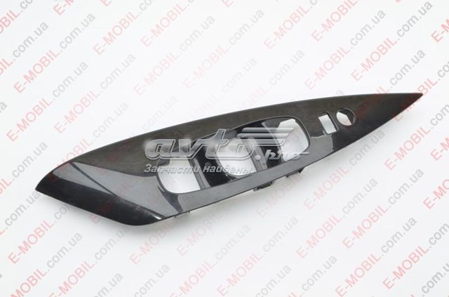Купити 809613ND0A Nissan/Infiniti 