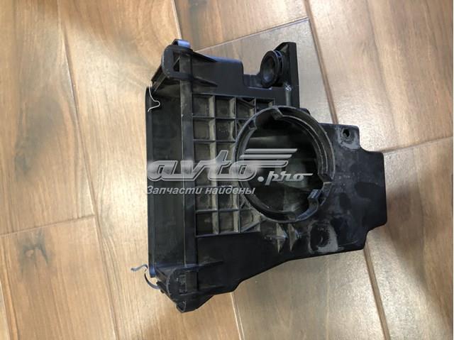 Корпус повітряного фільтра на Mazda 3 (BM, BN)