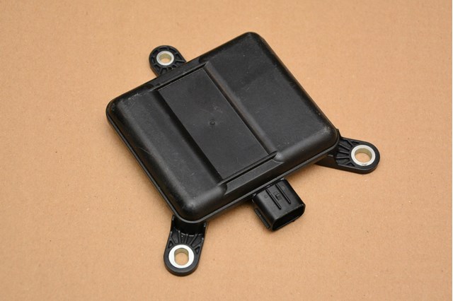Датчик контролю мертвої зони, задній Mazda KB8C67Y30C ціна, від 63.35 USD