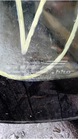 Купити DS73F03100A Ford Вікно вітрове