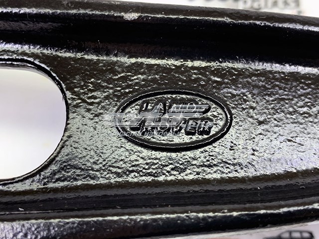 Важіль передньої підвіски нижній, правий Land Rover LR148056 ціна, від 160.33 USD