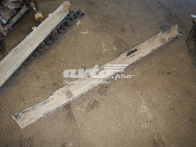 7586030320 Toyota 