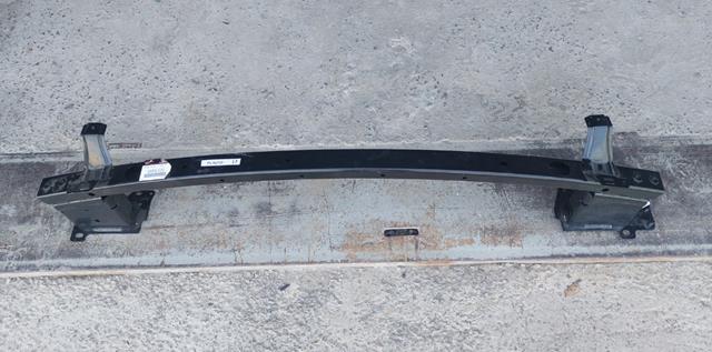 Купити 6400L520 Mitsubishi Буфер бампера переднього