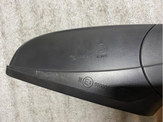 Праве бокове дзеркало General Motors 6428926