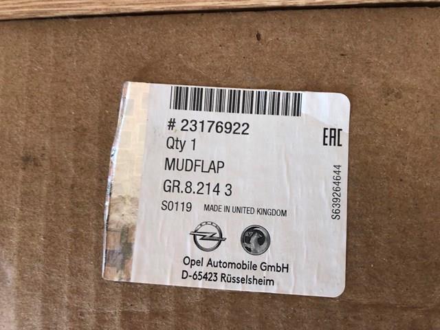 Комплект задніх бризковиків General Motors 23176922
