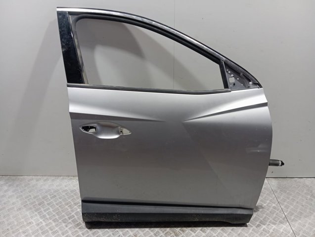 Дверка передня права Hyundai/Kia 76004N7000