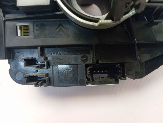 Перемикач підрульовий, правий Peugeot/Citroen 98312609ZD