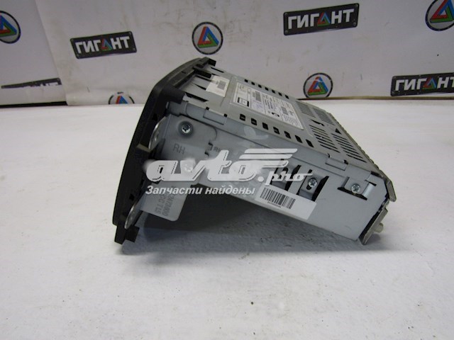 Магнітола (радіо AM/FM) Renault (RVI) 281155216R ціна, від 48.76 USD